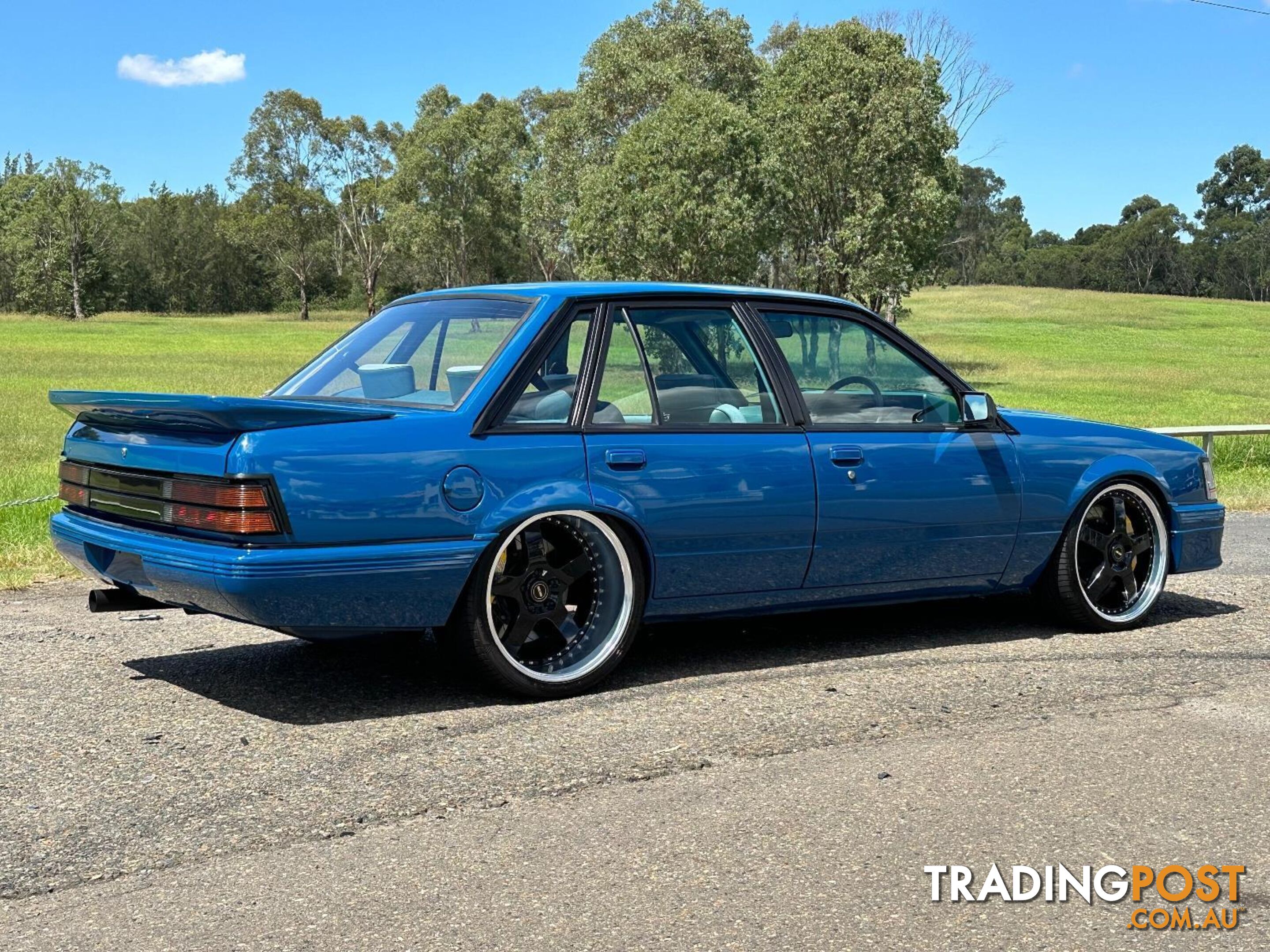 1985 HOLDEN COMMODORE Blue Meanie VK Sedan