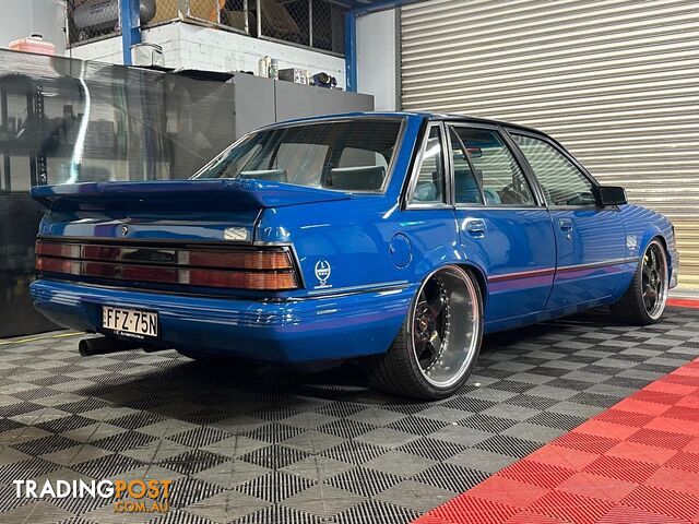 1985 HOLDEN COMMODORE Blue Meanie VK Sedan