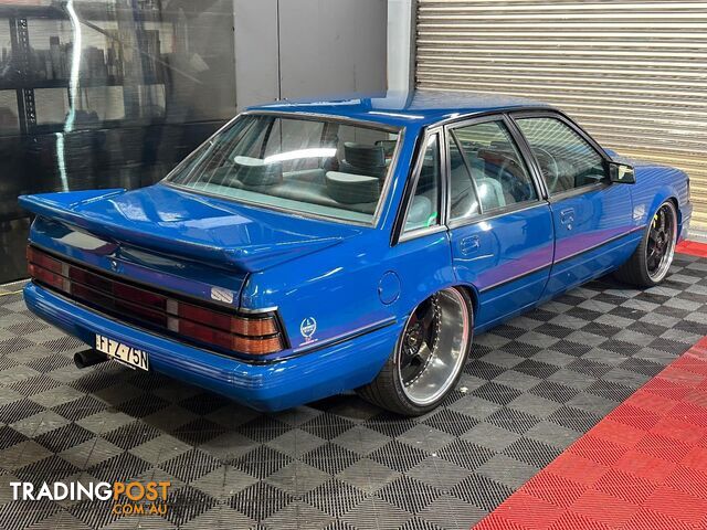 1985 HOLDEN COMMODORE Blue Meanie VK Sedan