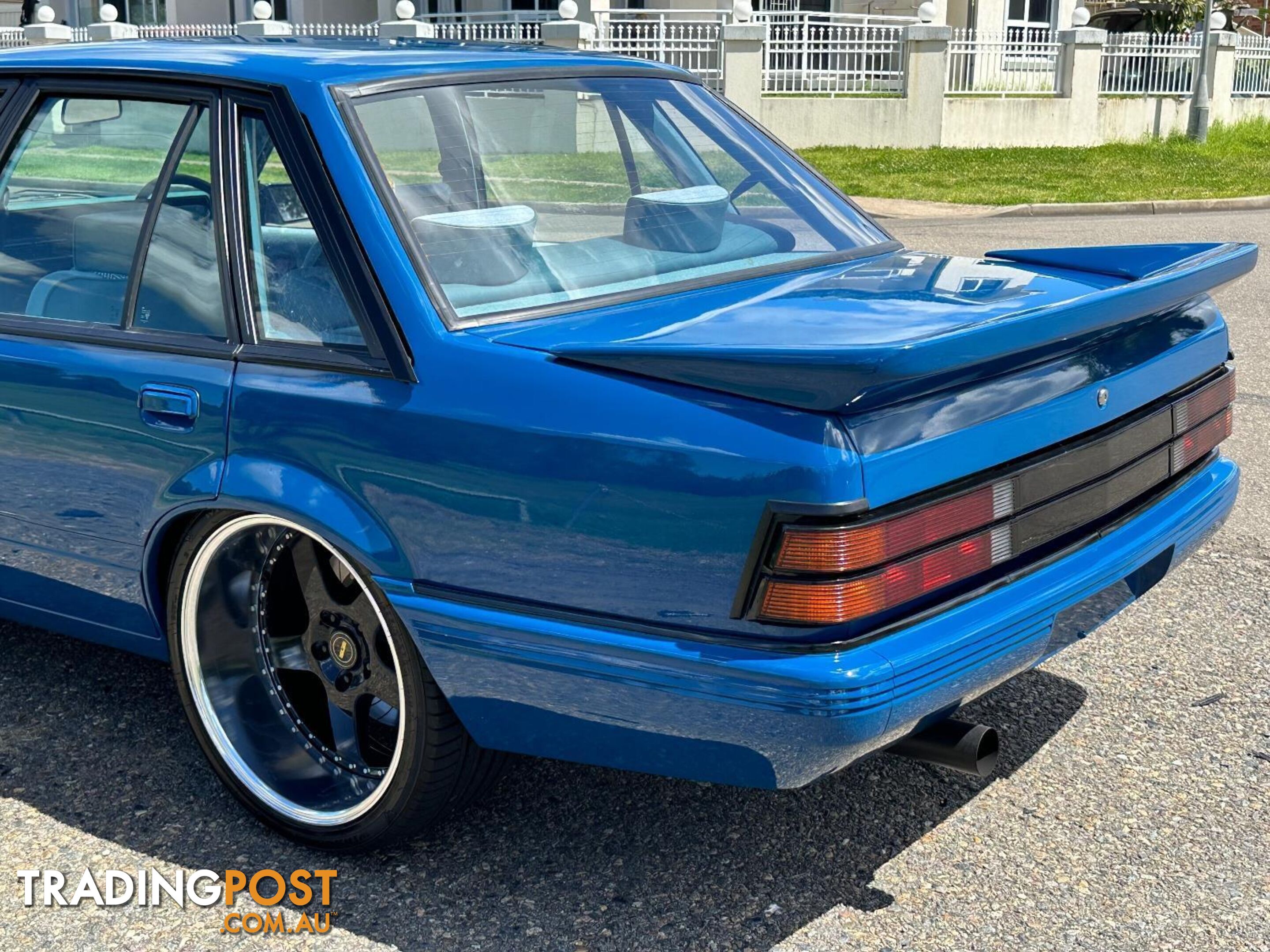 1985 HOLDEN COMMODORE Blue Meanie VK Sedan