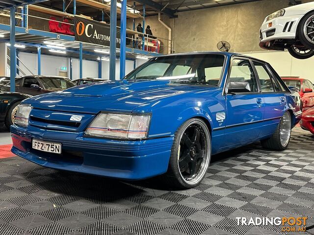 1985 HOLDEN COMMODORE Blue Meanie VK Sedan