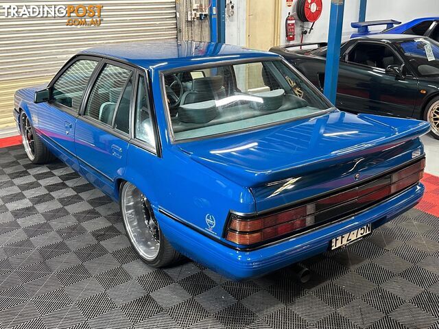 1985 HOLDEN COMMODORE Blue Meanie VK Sedan