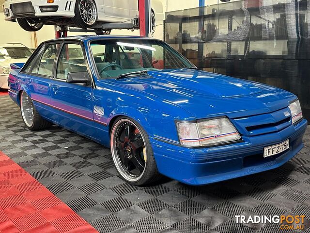 1985 HOLDEN COMMODORE Blue Meanie VK Sedan