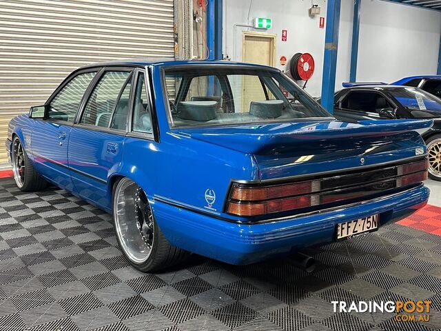 1985 HOLDEN COMMODORE Blue Meanie VK Sedan