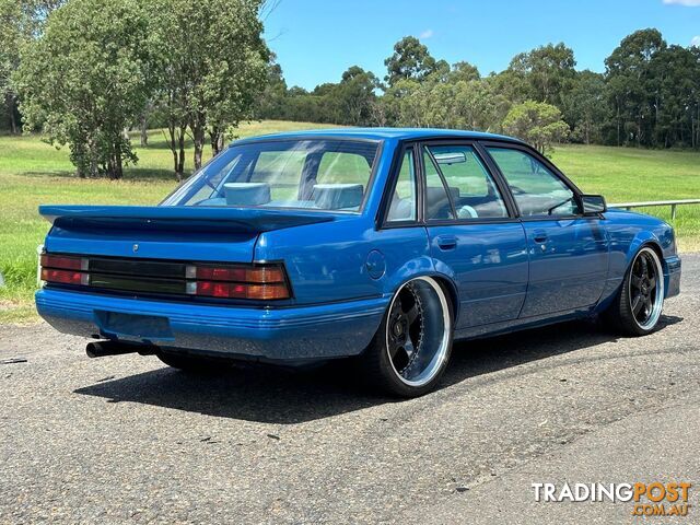 1985 HOLDEN COMMODORE Blue Meanie VK Sedan