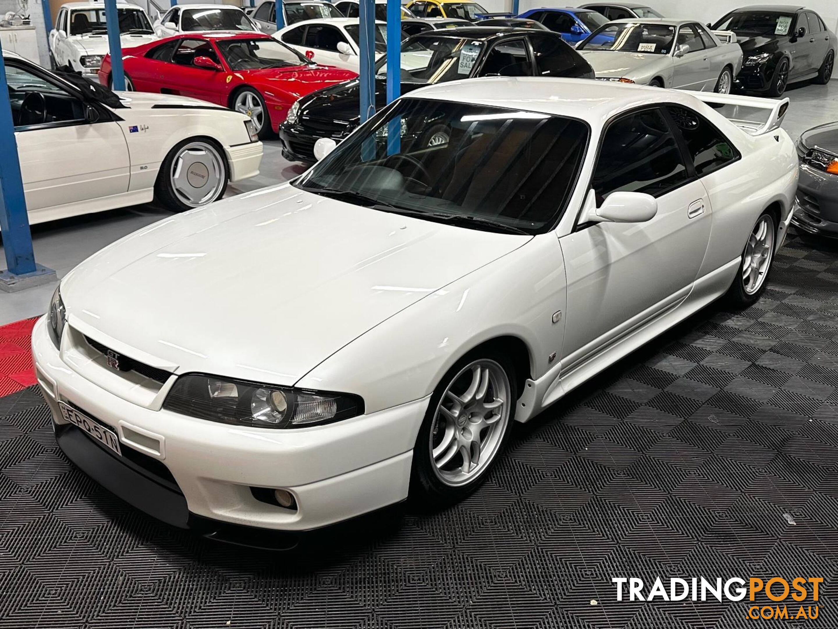 1997 NISSAN SKYLINE GT-R V-Spec R33 Coupe