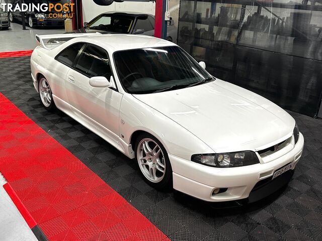 1997 NISSAN SKYLINE GT-R V-Spec R33 Coupe