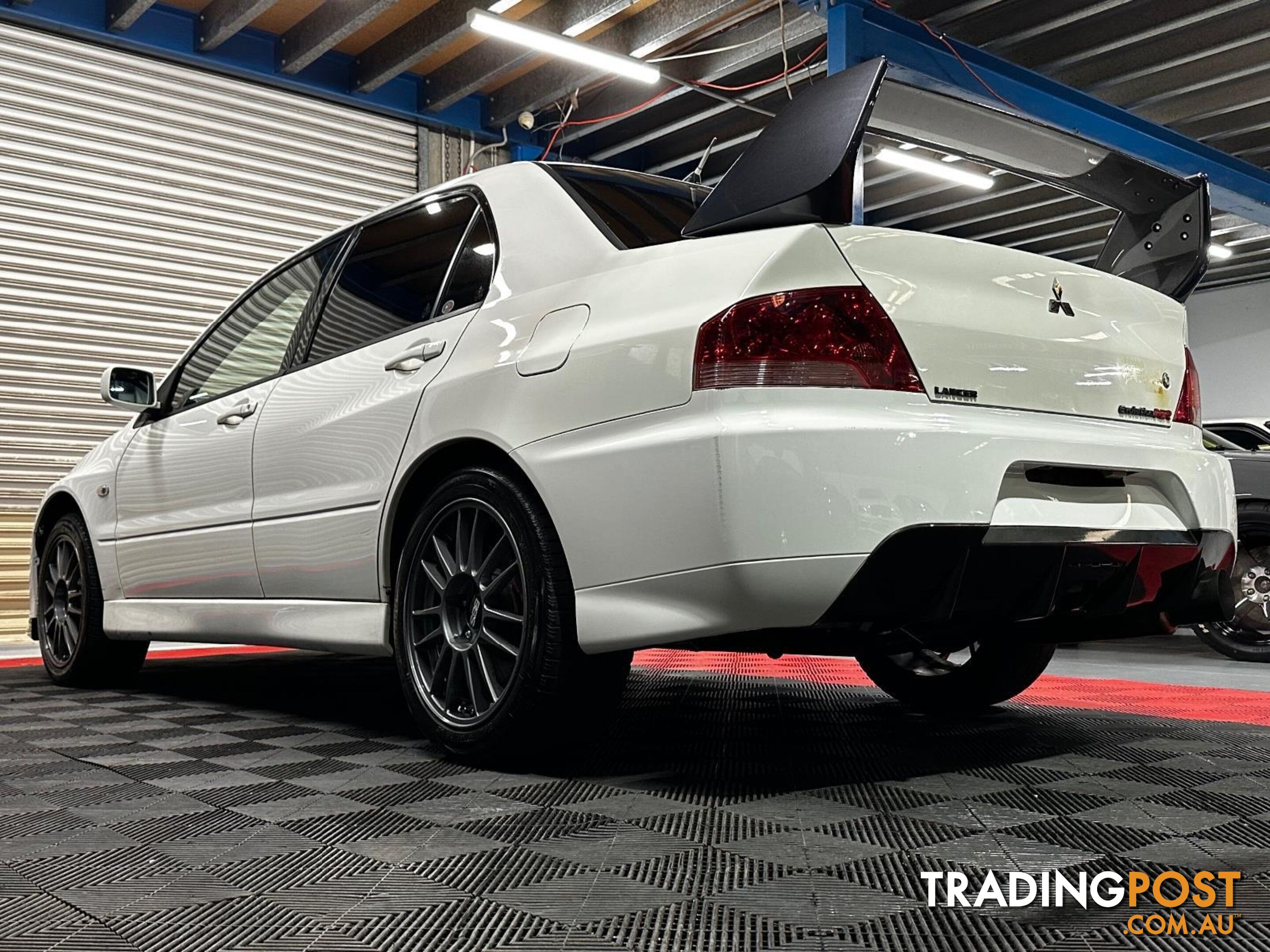 2004 MITSUBISHI LANCER EVOLUTION VIII MR  4D SEDAN