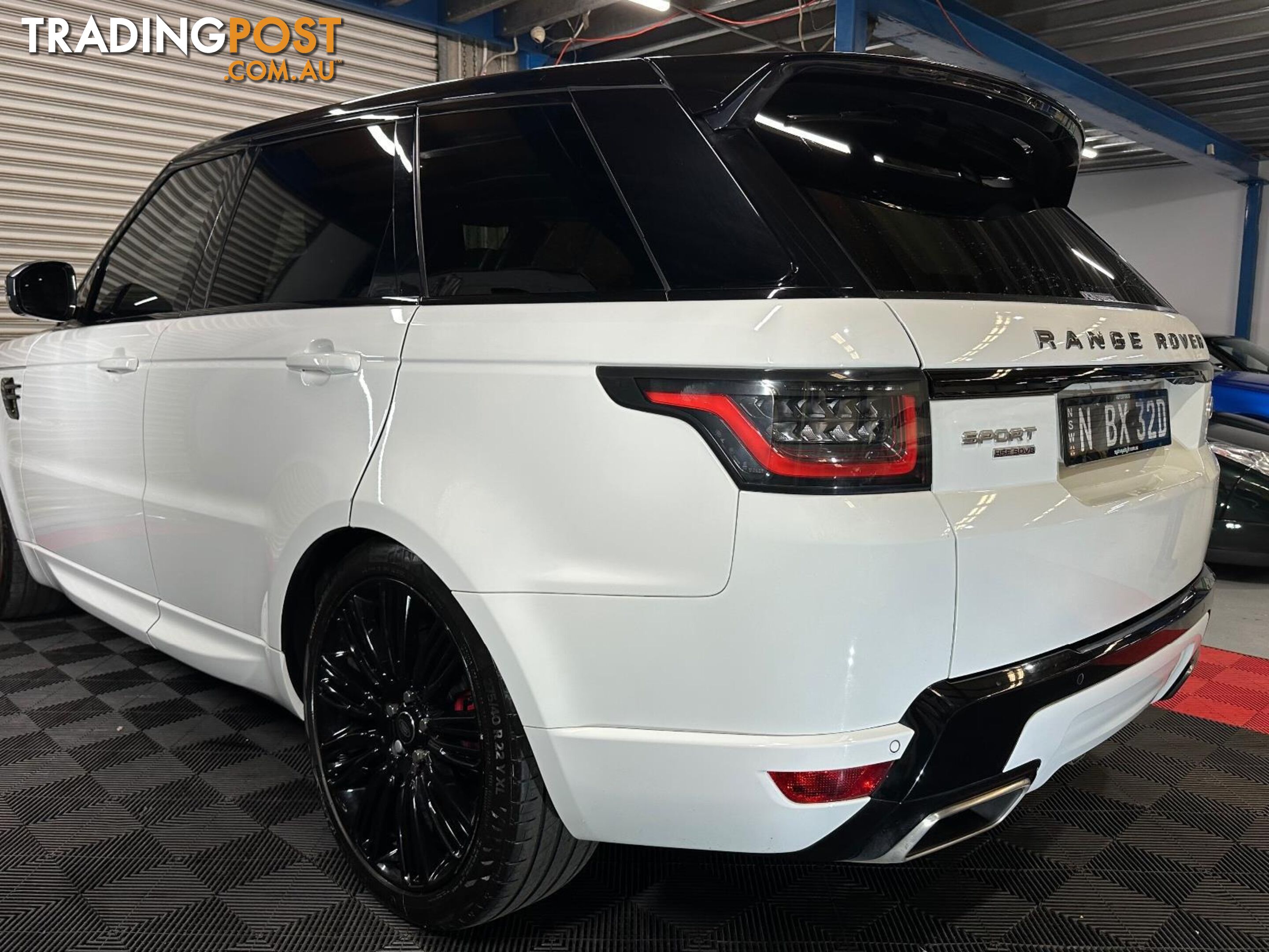 2018 RANGE ROVER RANGE ROVER SPORT SDV8 HSE DYNAMIC (250kW) LW MY18 4D WAGON