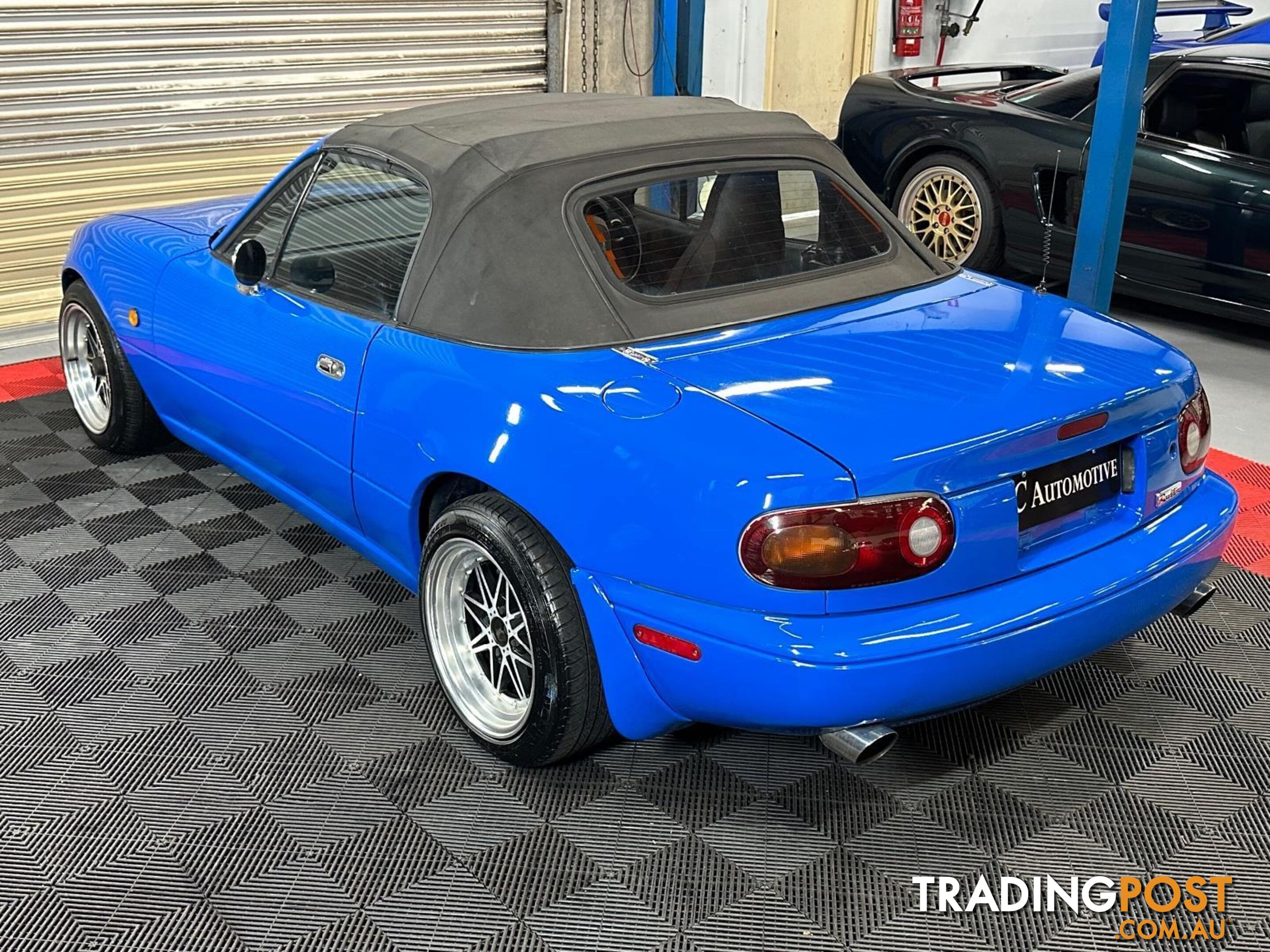 1990 MAZDA MX-5 Roadster  Convertible