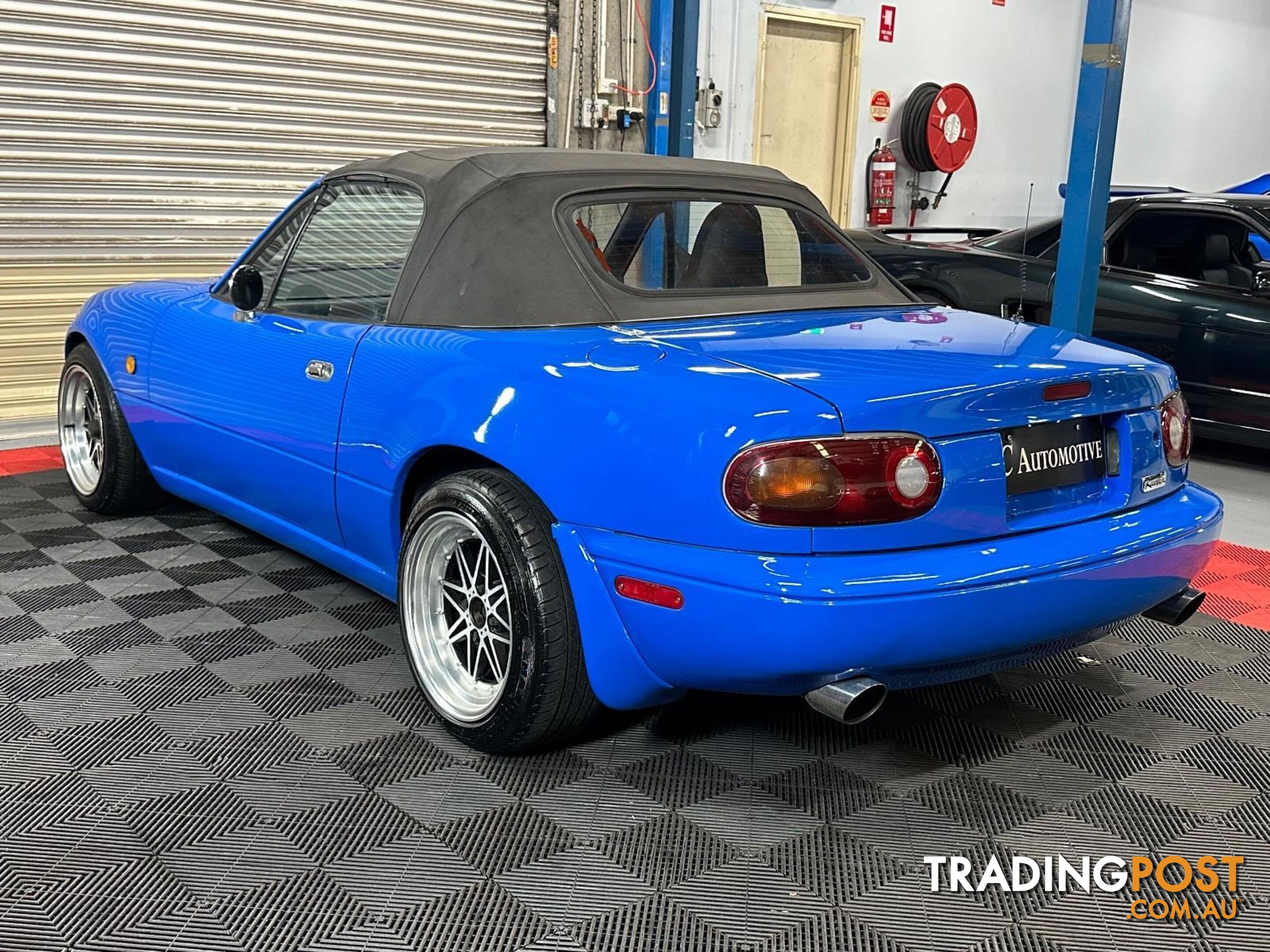 1990 MAZDA MX-5 Roadster  Convertible