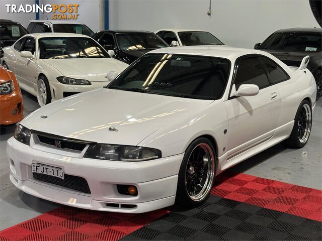 1995 NISSAN SKYLINE GT-R R33 COUPE - photo 2 of 24