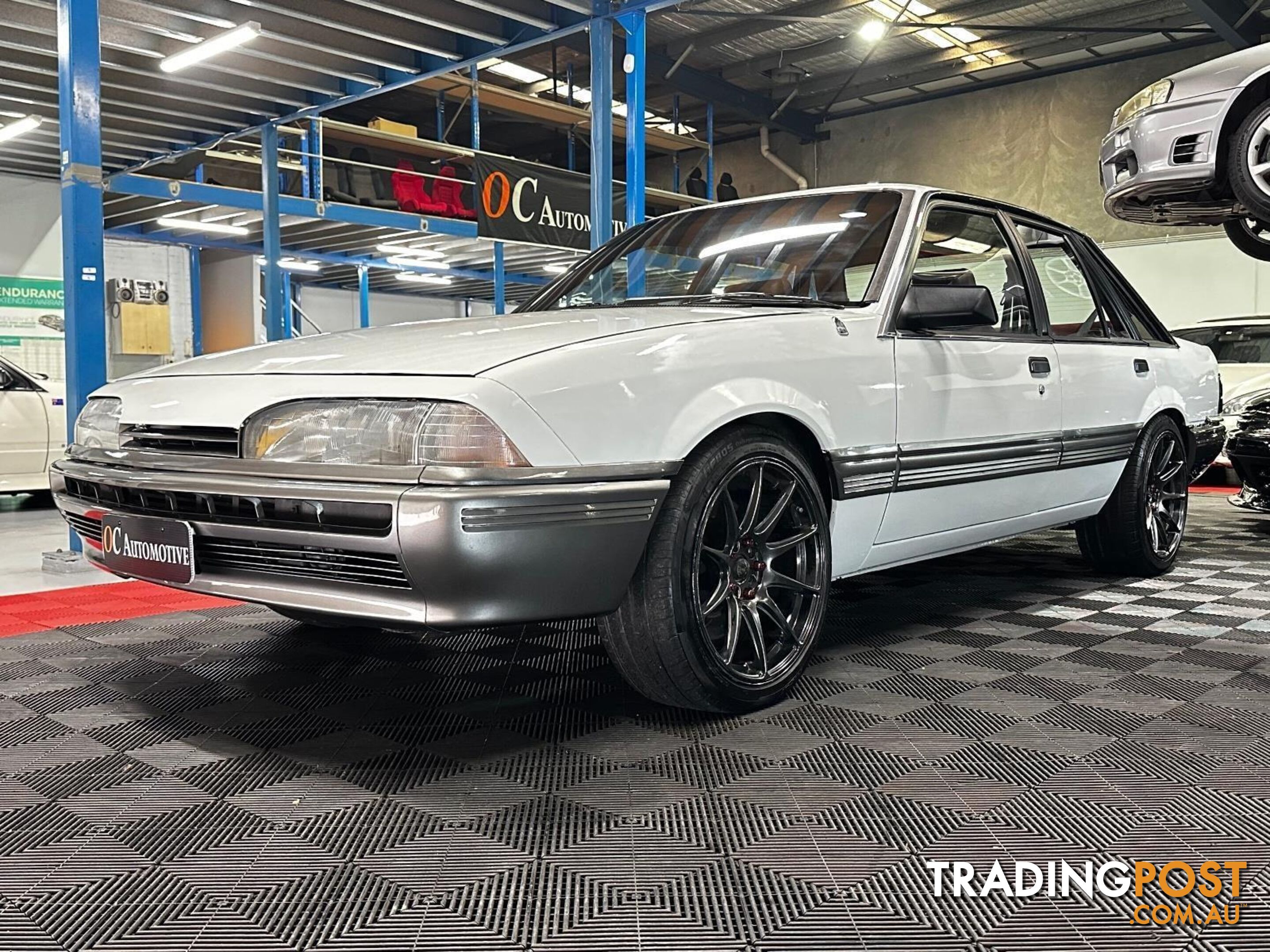 1986 HOLDEN COMMODORE SL VL 4D SEDAN