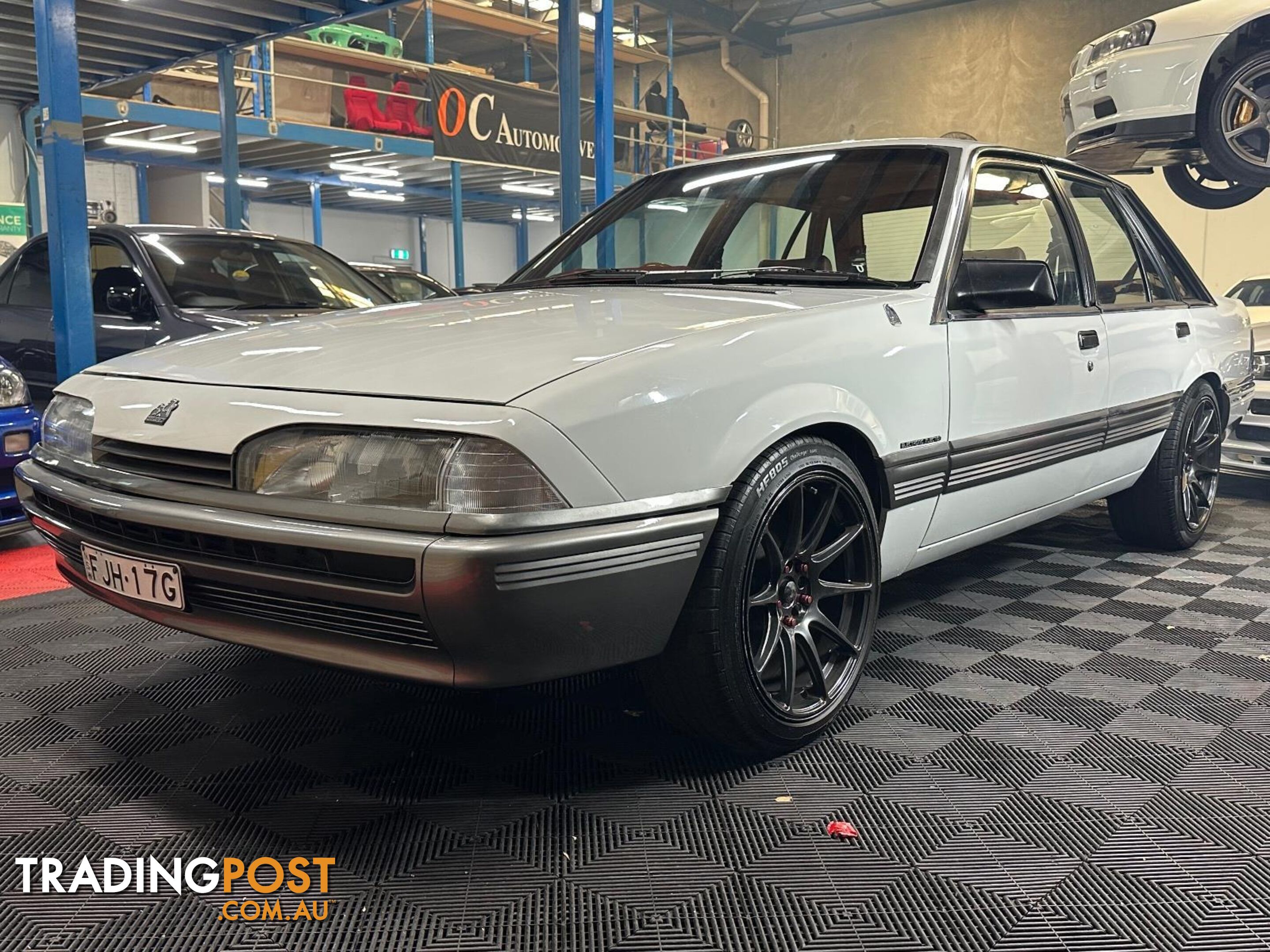 1986 HOLDEN COMMODORE SL VL 4D SEDAN