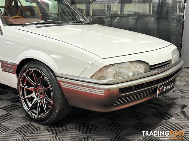 1986 HOLDEN COMMODORE SL VL 4D SEDAN