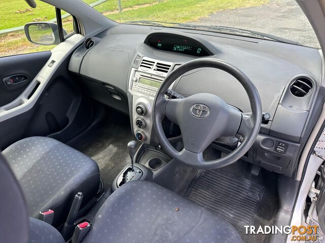 2006 TOYOTA YARIS YR NCP90R 3D HATCHBACK