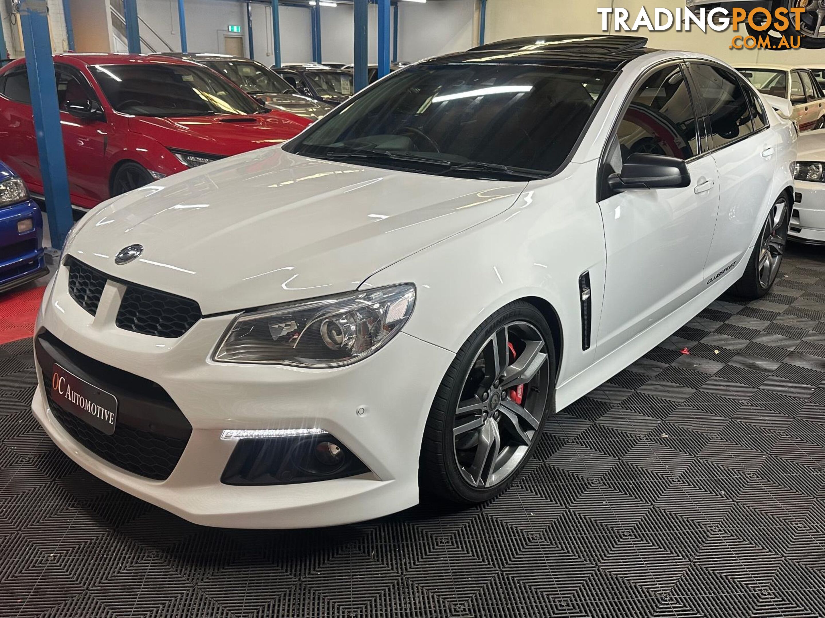 2015 HSV CLUBSPORT R8 GEN F MY15 4D SEDAN