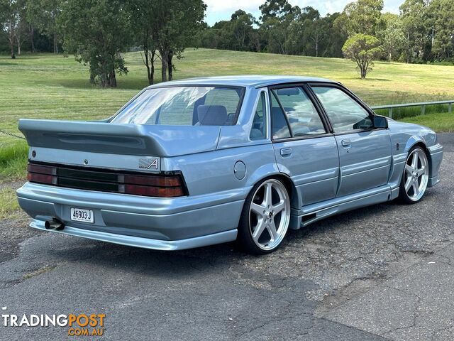 1987 HOLDEN COMMODORE EXECUTIVE VL 4D SEDAN