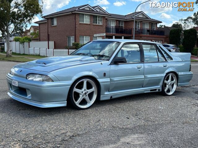 1987 HOLDEN COMMODORE EXECUTIVE VL 4D SEDAN