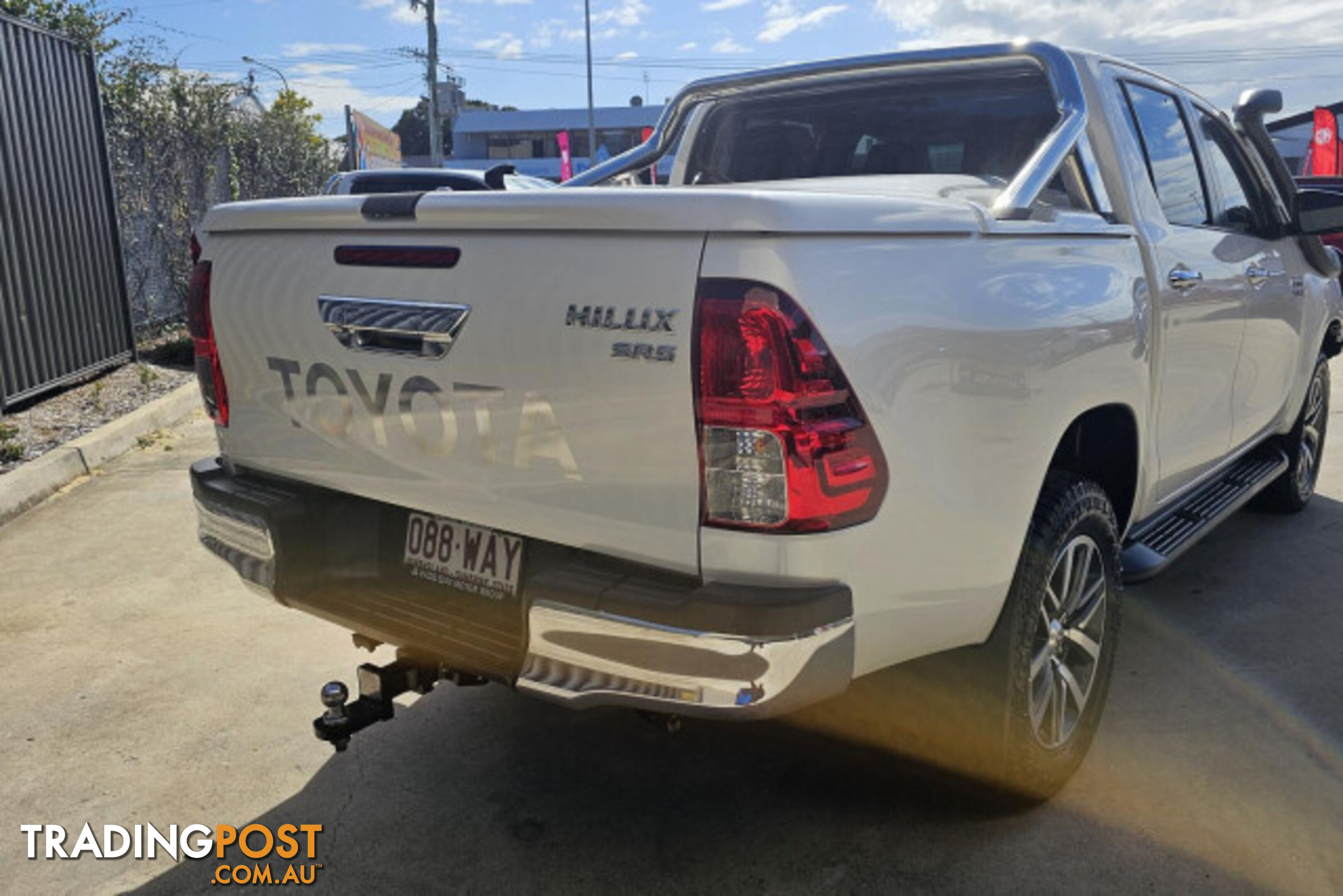 2015 TOYOTA HILUX SR5 SERIES UTE