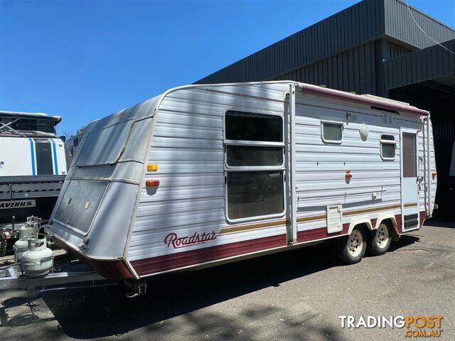 1998 ROADSTAR VOYAGER CARAVAN 2000