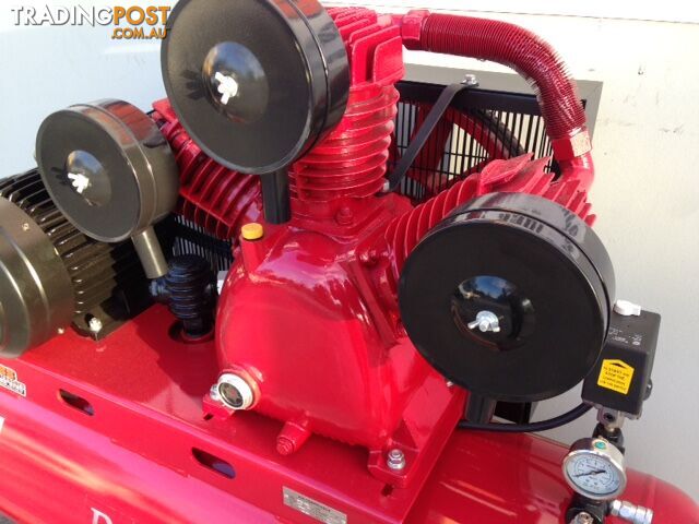 BOSS 52CFM/ 10HP Workshop Air Compressor 300L Tank - photo 2 of 11
