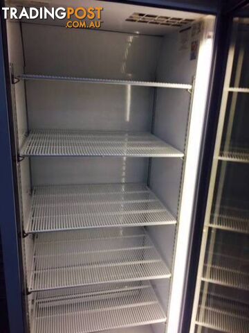 Skope TME650-H Single glass door fridge - photo 2 of 4