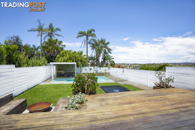 7 Austin Avenue NORTH CURL CURL NSW 2099