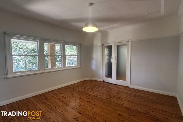 30 Parkes Street MANLY VALE NSW 2093