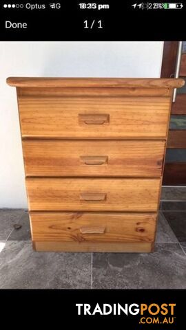 Chest of drawers bedside table