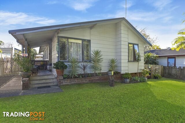 8 Pemworth Close WYOMING NSW 2250