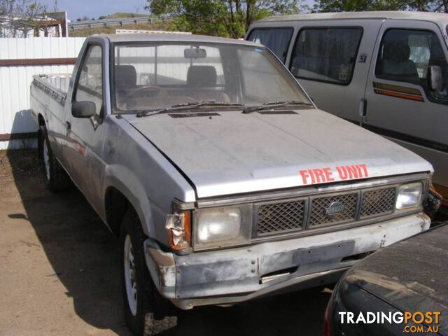 NISSAN D21 NAVARA - photo 3 of 3