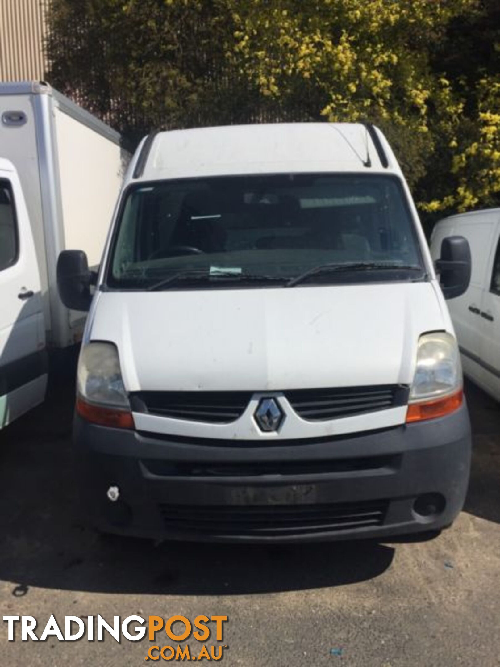 2009 Renault Master X70 van - now wrecking