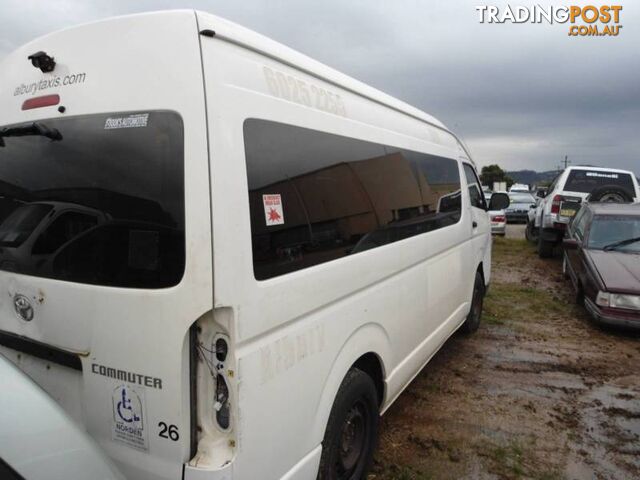 2010 Toyota Hiace Van NOW DISMANTLING - photo 4 of 5