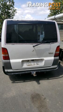 2003 Mercedes Benz Vito Wrecking - photo 4 of 7