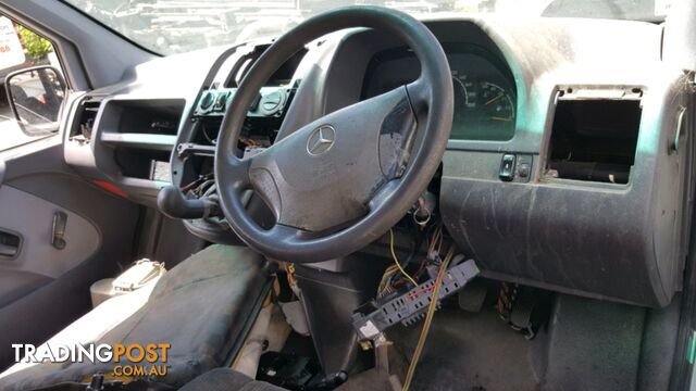 2003 Mercedes Benz Vito Wrecking - photo 2 of 7