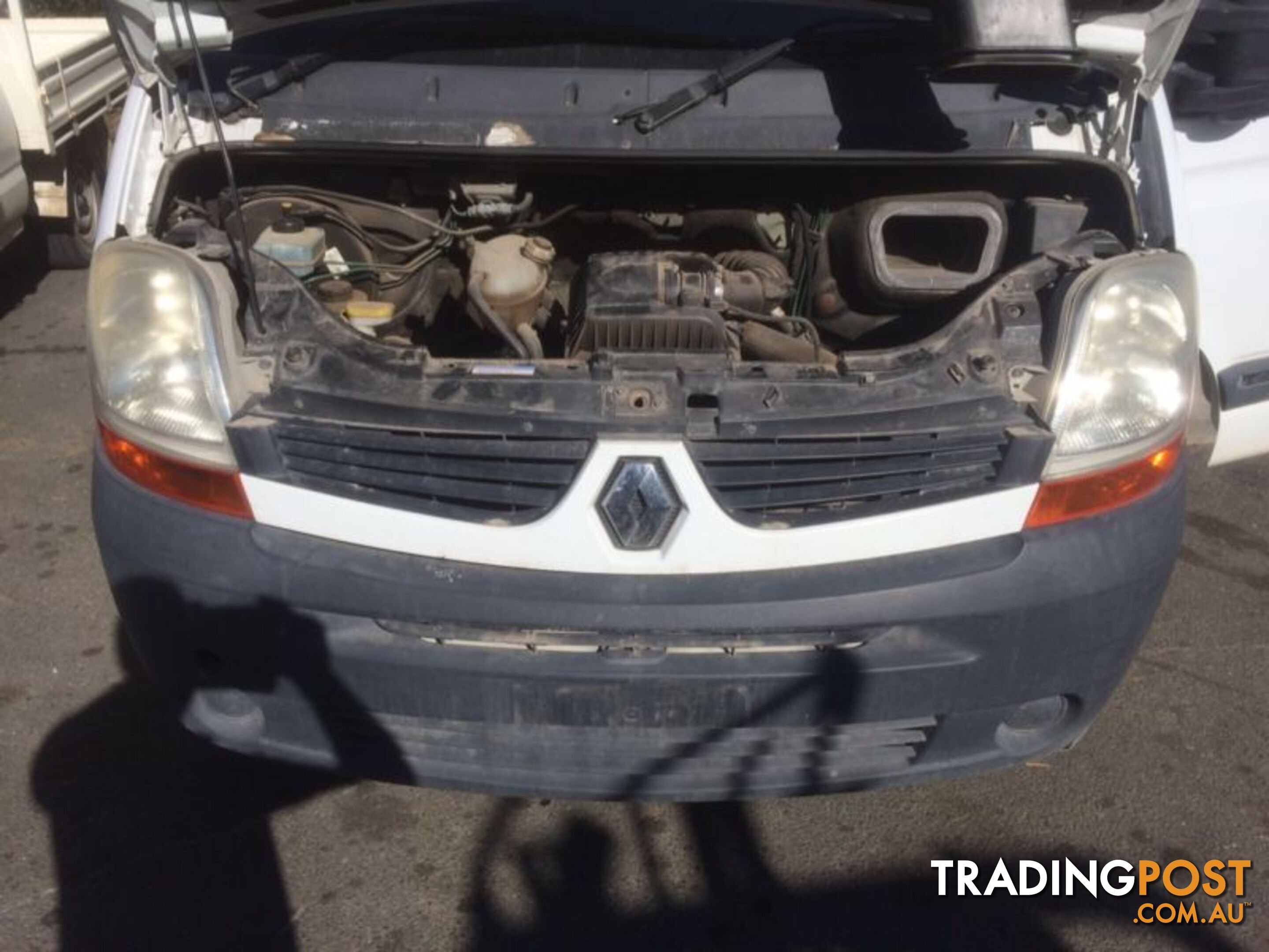 2008 Renault master wrecking now