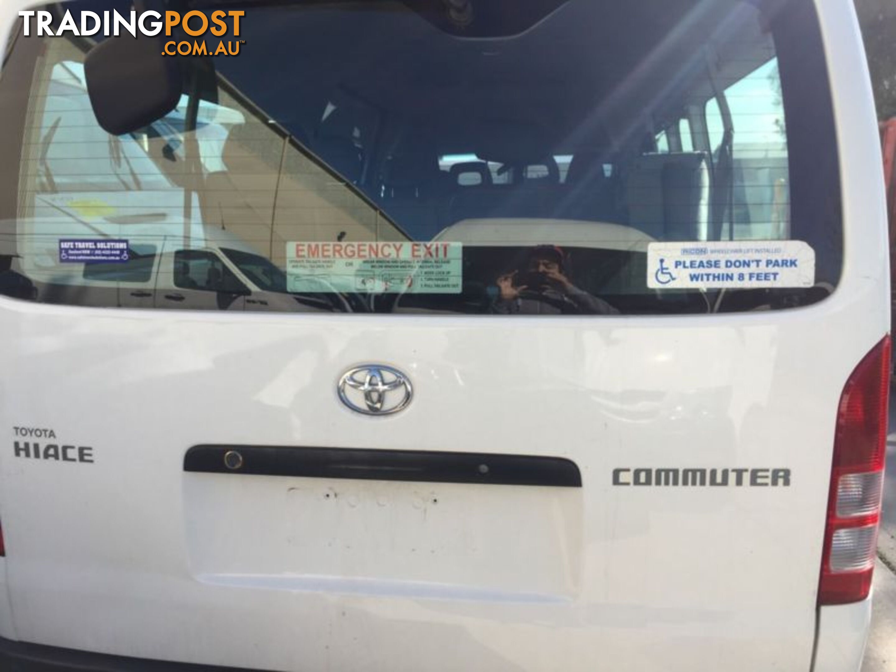 2008 Toyota Hiace Commuter 11 seater - now wrecking