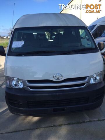 2008 Toyota Hiace Commuter 11 seater - now wrecking