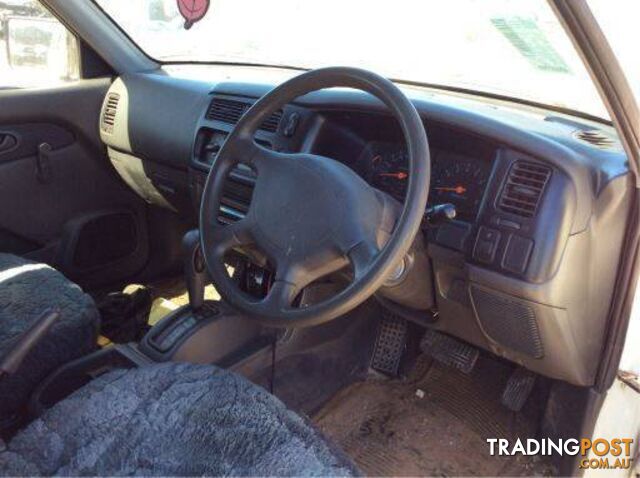 08/04, Mitsubishi, Triton, Utility Dual Cab Wrecking Now - photo 3 of 7