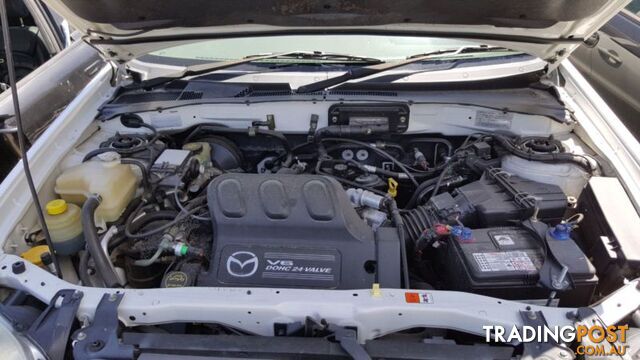 2002 , Mazda Tribute V6 Wrecking Now - photo 2 of 8