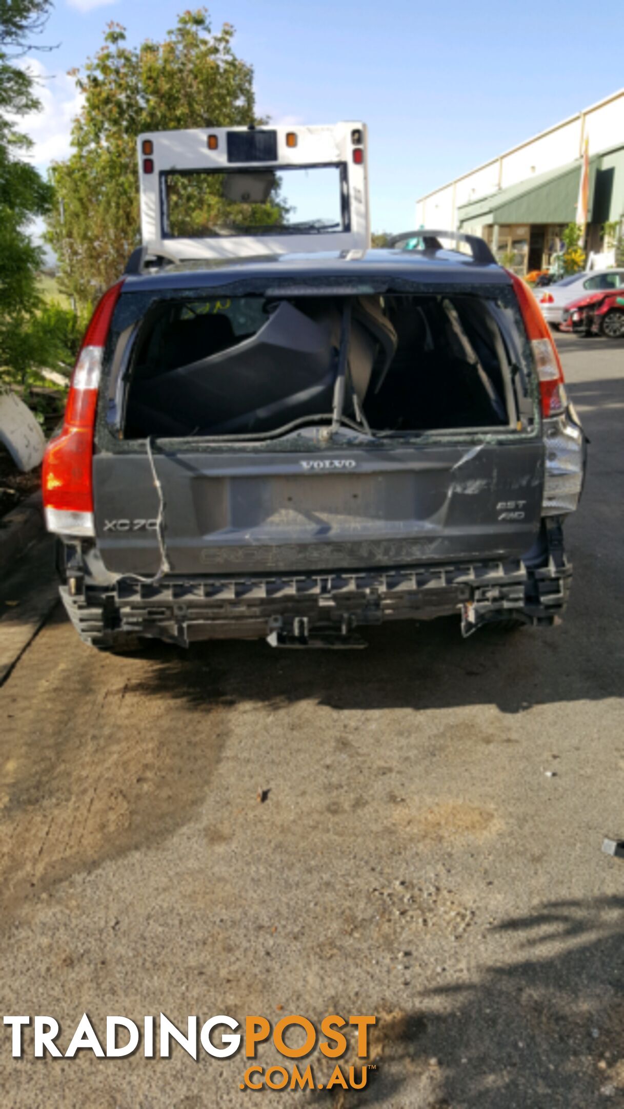 2005 VOLVO XC 70 Wrecking Now