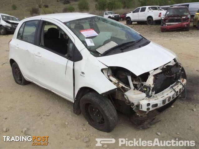 2005 TOYOTA YARIS YR NCP90R 5D HATCHBACK