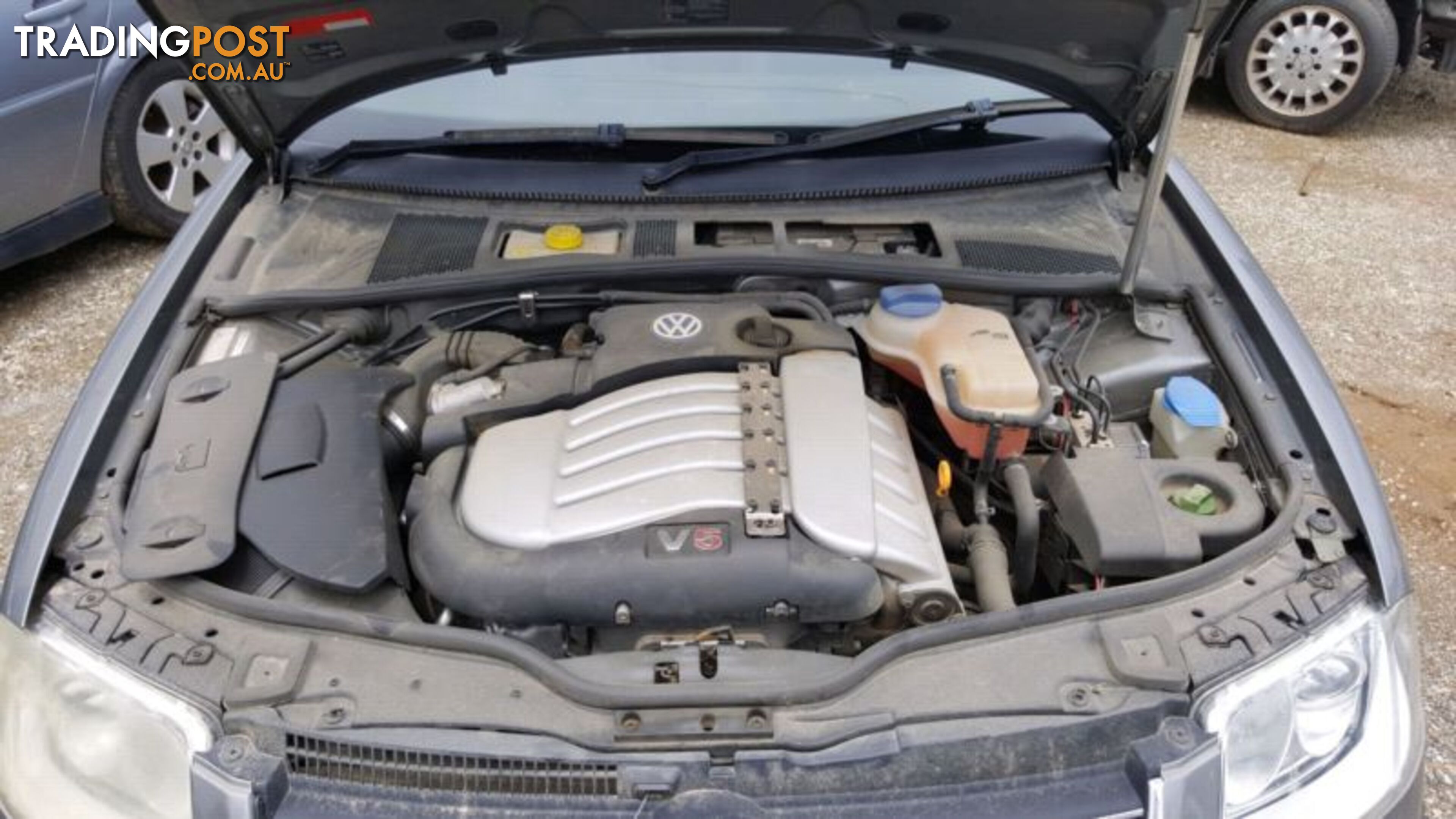 2002 , Volkswagen Passat SE V5