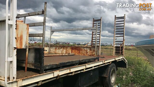 Mercedes 1217 Tray body truck - photo 4 of 8