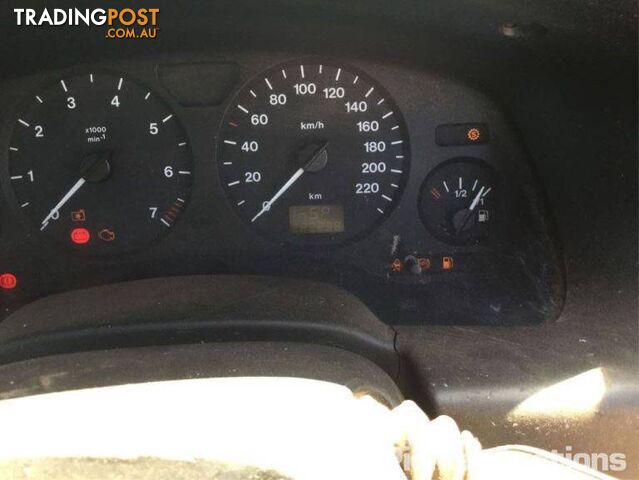 2002 , Holden Zafira Wrecking Now - photo 5 of 6