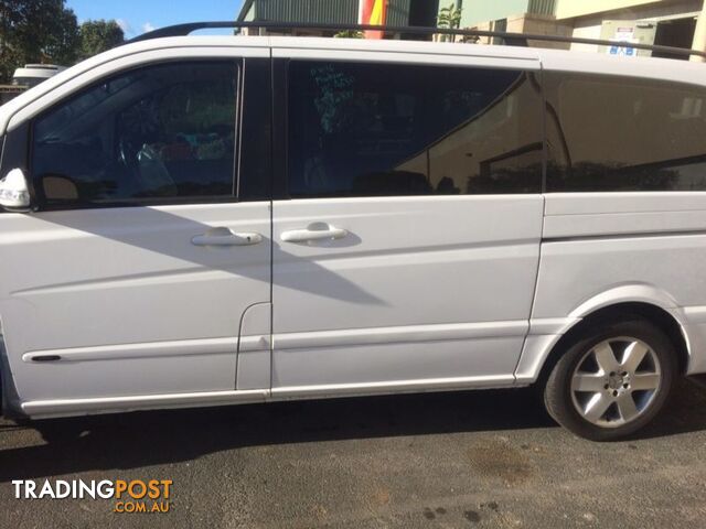 2005 Mercedes-Benz 639 wrecking now - photo 4 of 6