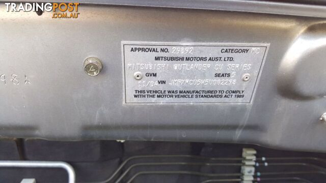 2004, Silver Mitsubishi Outlander Silver - photo 2 of 4