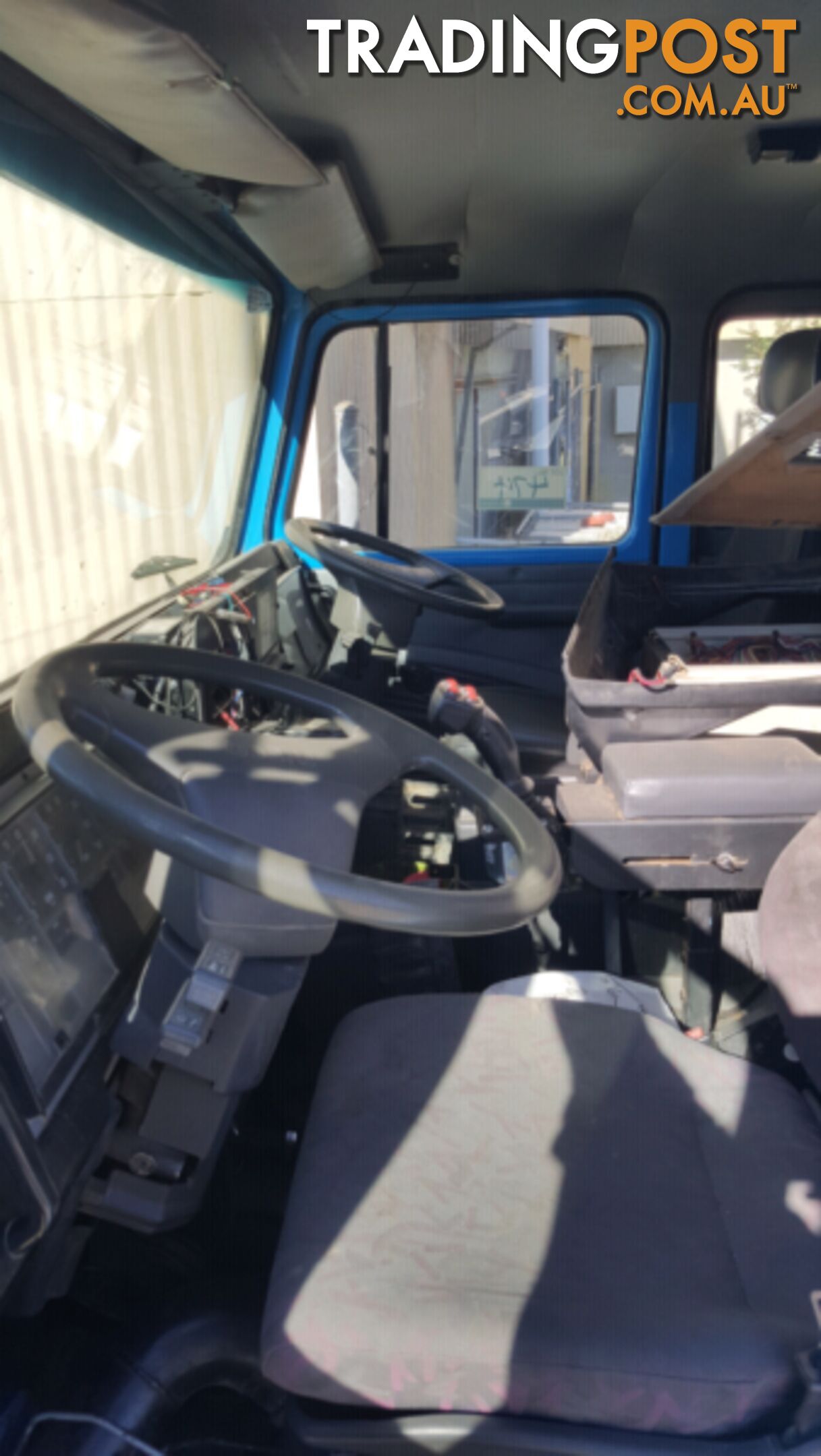 2004, IVECO Acco Cab Chassis