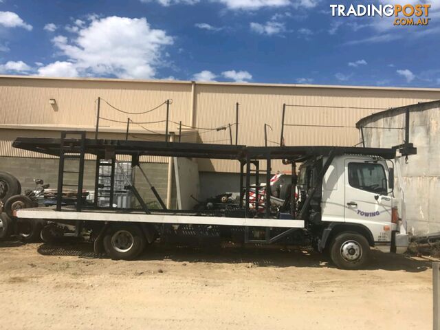 Hino FD1J SELLING COMPLETE TRUCK